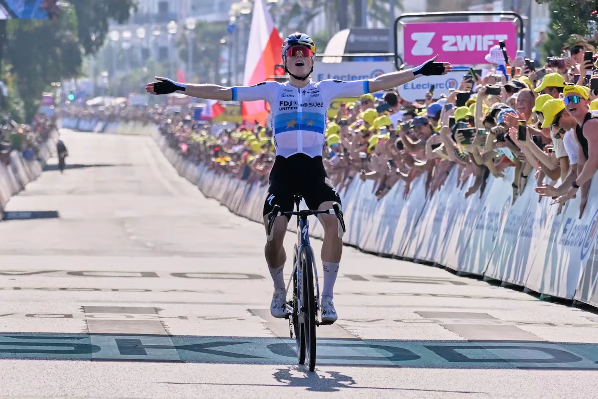 Vollering attacks on a climb, wins the Tour de France stage and takes the yellow jersey