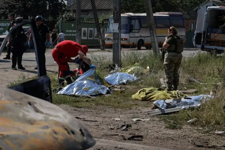At least 10 dead in a Russian missile attack in the Ukrainian Kharkiv region
