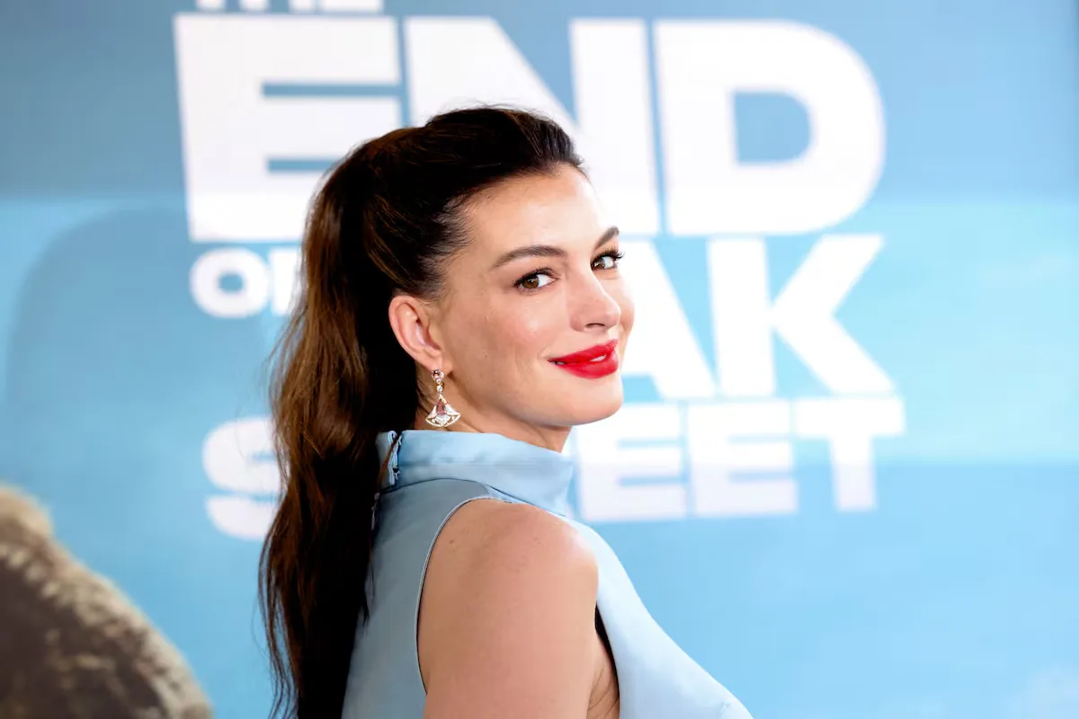 Anne Hathaway reigns again in Hollywood: how five movies, a pregnancy, and her best laugh repositioned her on the throne