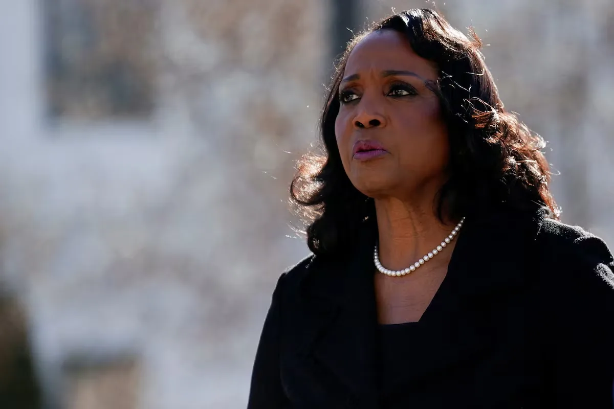 Trump strikes again to fire Lisa Cook from the Fed, despite opposition from the Supreme Court