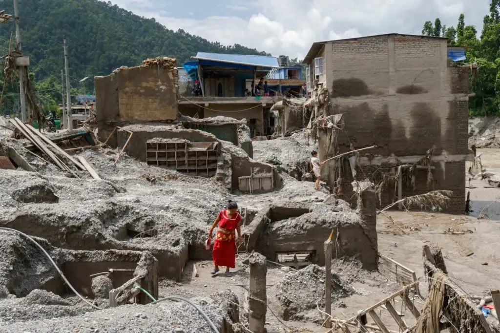 Nepal y Tíbet se enfrentan a una carrera contrarreloj en busca de más de 3.000 desaparecidos