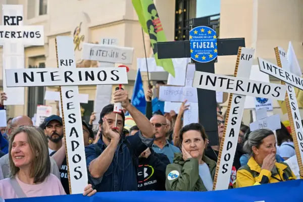 The Government prepares measures against the abuse of temporary employment in the public sector and limits the problem to 200,000 temporary workers