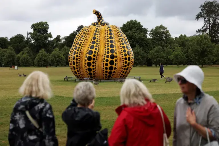 Yayoi Kusama, the artist who turned polka dots into an exponent of psychedelia, dies at 97