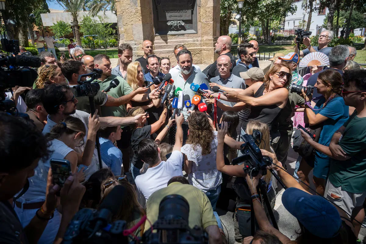 This is how the far right exploits the crisis in Ceuta: hyperboles, hoaxes, and viral videos