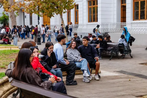 Graduates without jobs: when the promise of higher education is not enough to become independent