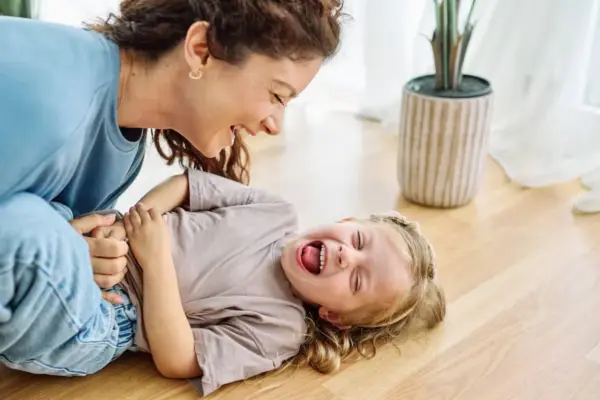 The most detailed body map of tickling proves Darwin right: we feel it more where we least expect it