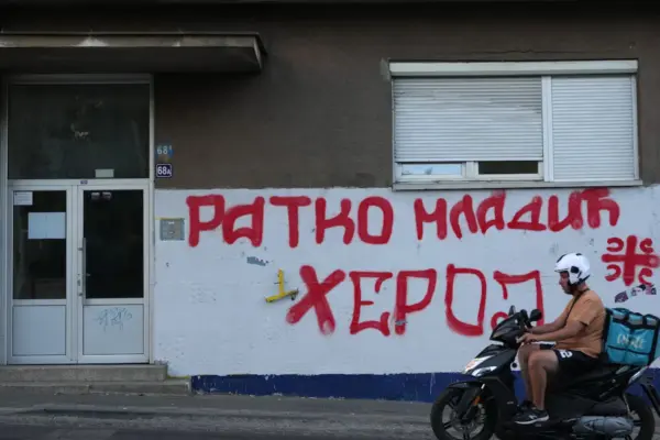 The death of Ratko Mladic: hero's honors in Serbia, painful memory in Bosnia