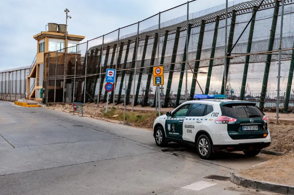 Morocco displays its maximum strength as guardian of the Ceuta border