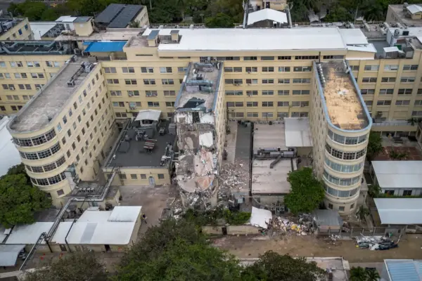 The slow rescue of patients trapped under the rubble of the University Hospital of the Valley