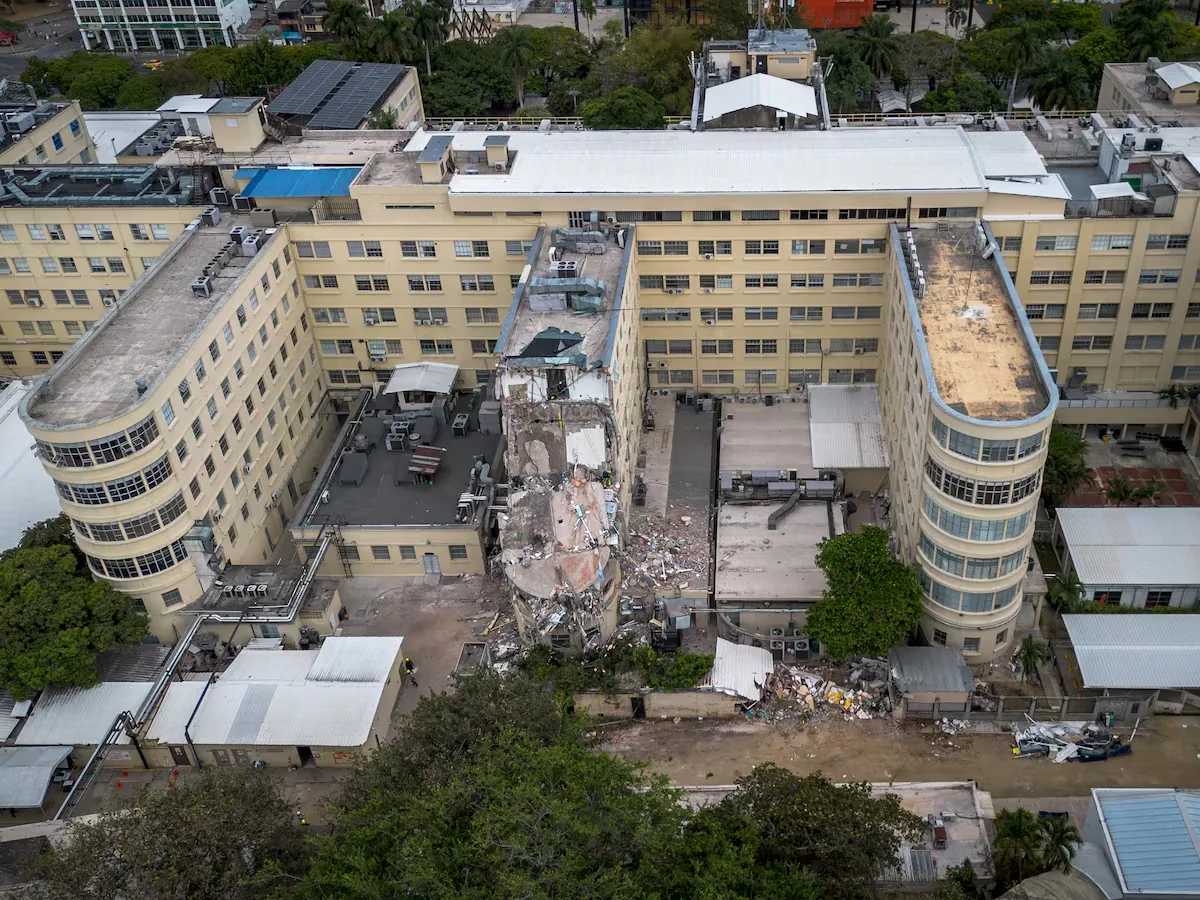 The slow rescue of patients trapped under the rubble of the University Hospital of the Valley