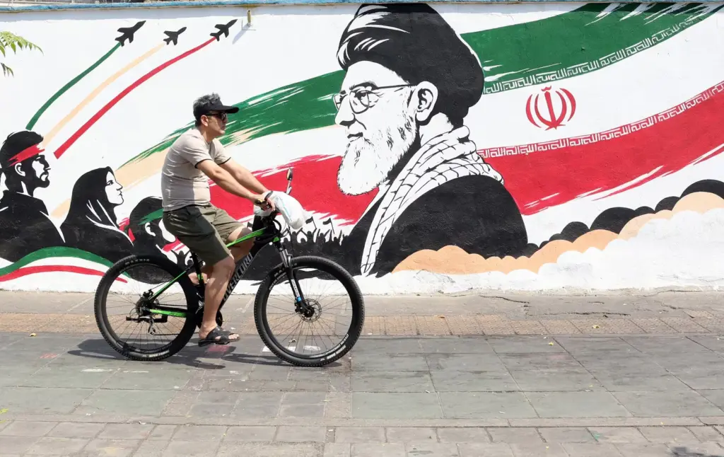 Half a year into the war, the United States still has not strangled Iran's economy