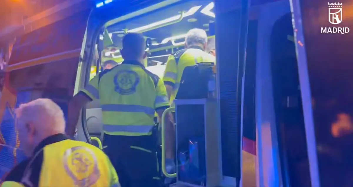 A 35-year-old woman in serious condition after being stabbed by her partner in Madrid