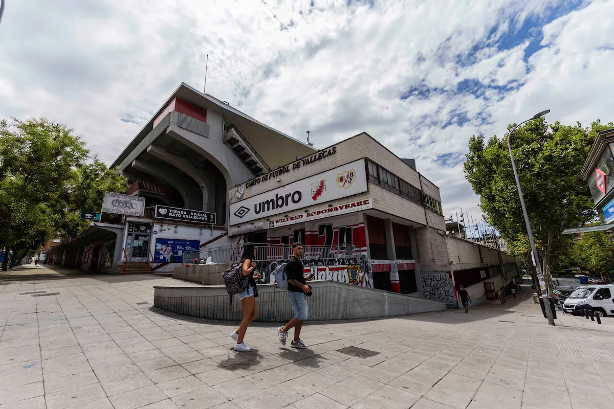 El Rayo se compromete con la Comunidad de Madrid a facilitar el acceso de los técnicos para comprobar la situación del Estadio de Vallecas