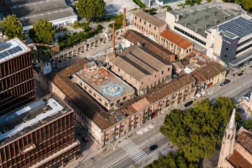 The old Escocesa of Poblenou will be transformed into a mix of culture, housing, integration, and economy