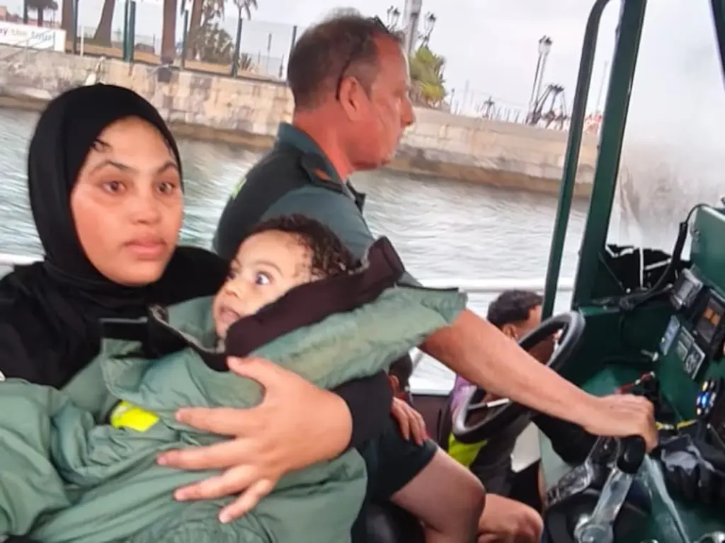 The hands that saved the swimmers at the Ceuta border: “Getting a baby and a family out is a joy”