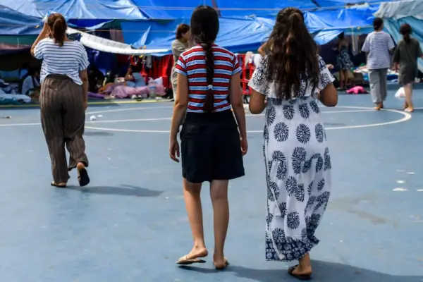 The Government is working on the urgent transfer of 500 migrant girls from Ceuta to the Peninsula