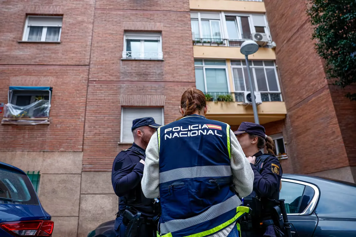 A 20-year-old young man seriously injured in a stabbing attack in San Blas