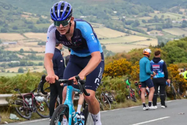 Finlay Tarling, 19-year-old Welsh cyclist, dies after being hit during the Tour of Portugal