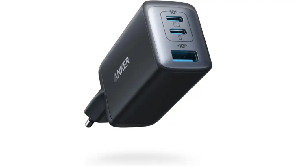 Anker Fast Charger.
