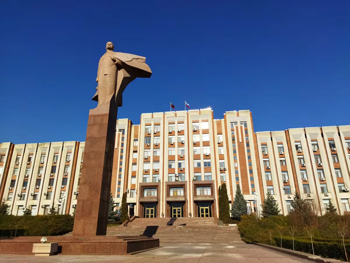 Trip to Transnistria: a tailor-made mirage for the tourist