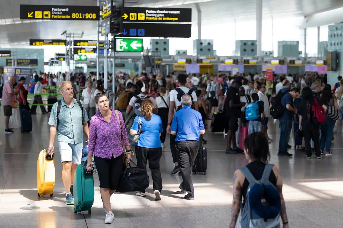 Barcelona airport marks a record July and exceeds 5.8 million passengers