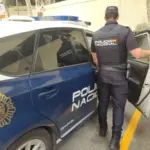 A young man, seriously injured by an attack with a bottle by a minor in Puente de Vallecas