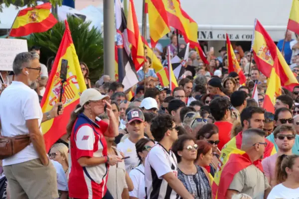 The protests take to the streets of Ceuta: “We live in four blocks”
