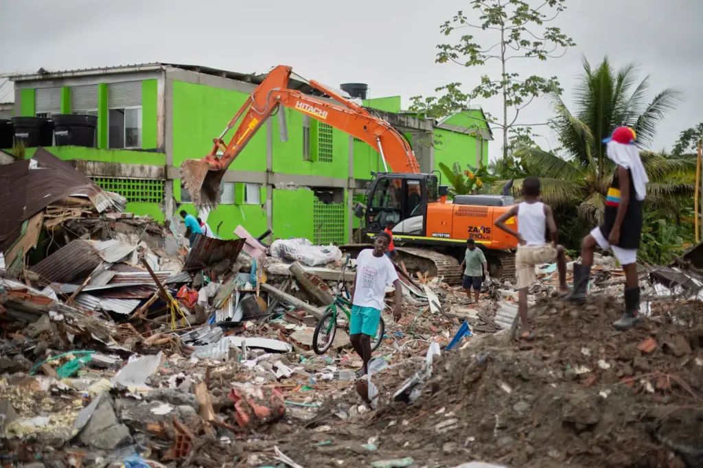 Displaced by the conflict who lost everything again due to the earthquake in Colombia: “We arrived with nothing and we are left with nothing again”