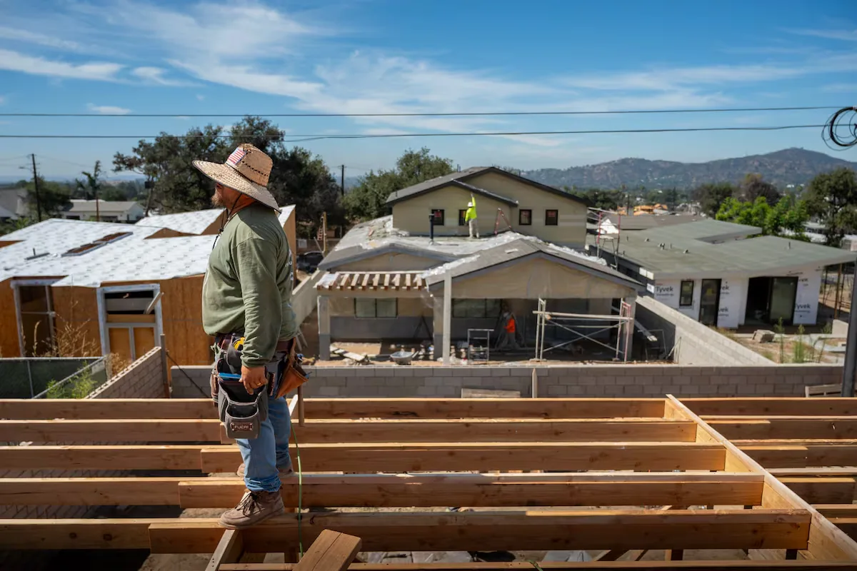 Fear of ICE hinders the rebuilding of areas devastated by wildfires in California