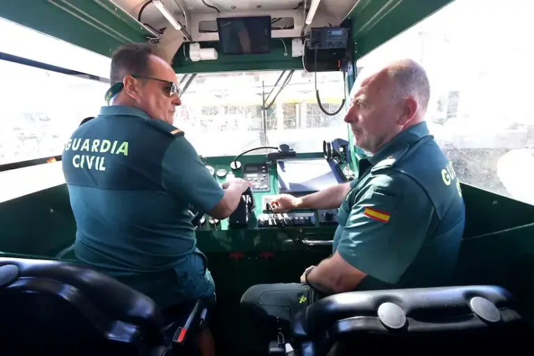 The hands that saved the swimmers at the Ceuta border: “Getting a baby and a family out is a joy”