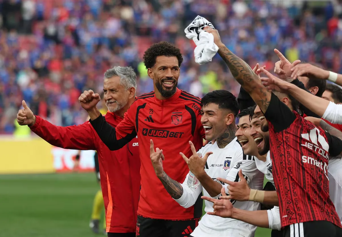 Colo Colo beats Universidad de Chile and is one step away from the 35th title