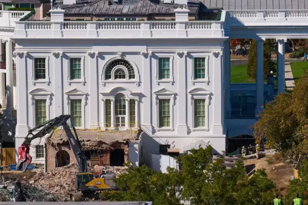 Un tribunal dictamina que Trump necesita el aval del Congreso para continuar con las obras del salón de baile en la Casa Blanca