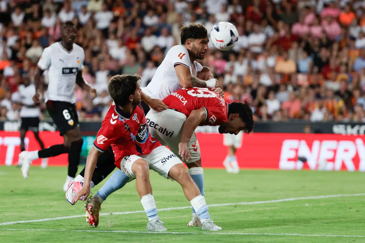 The new Valencia, identical to the old one, is unable to create danger for Celta