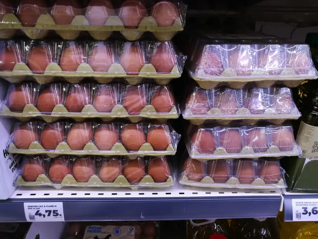 Supermarkets and hospitality warn of a price increase for consumers due to the new packaging regulation