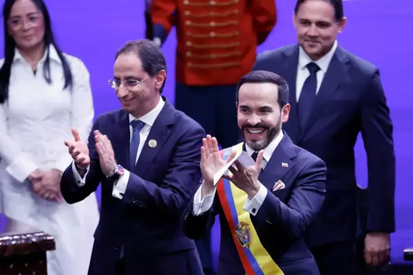 El Tigre put on the presidential sash and began to roar