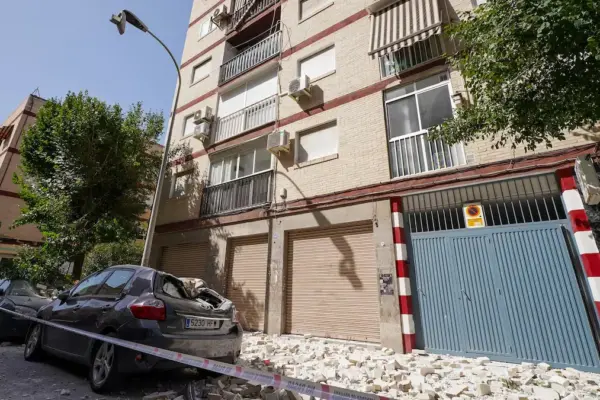 A new 4.8 magnitude earthquake shakes Granada and leaves three people with minor injuries