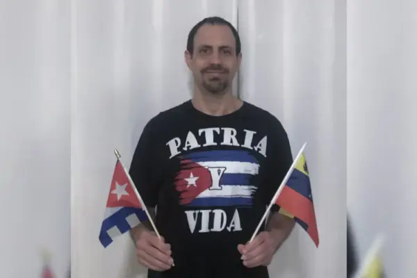The Cuban dissident Oscar Casanella fears that the United States will deny him asylum: “There is a lot we can lose”