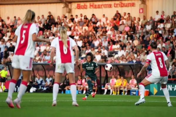 Felicia Schröder acerca al Madrid a la Champions