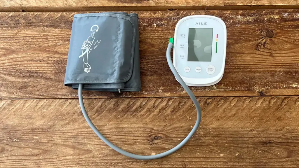 The best value for money alternative is the Aile digital arm blood pressure monitor.