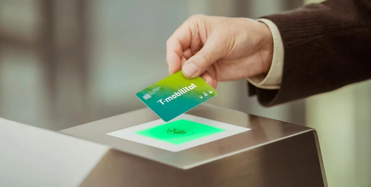 Barcelona plans to expand direct payment by bank card in the metro and train network in 2027