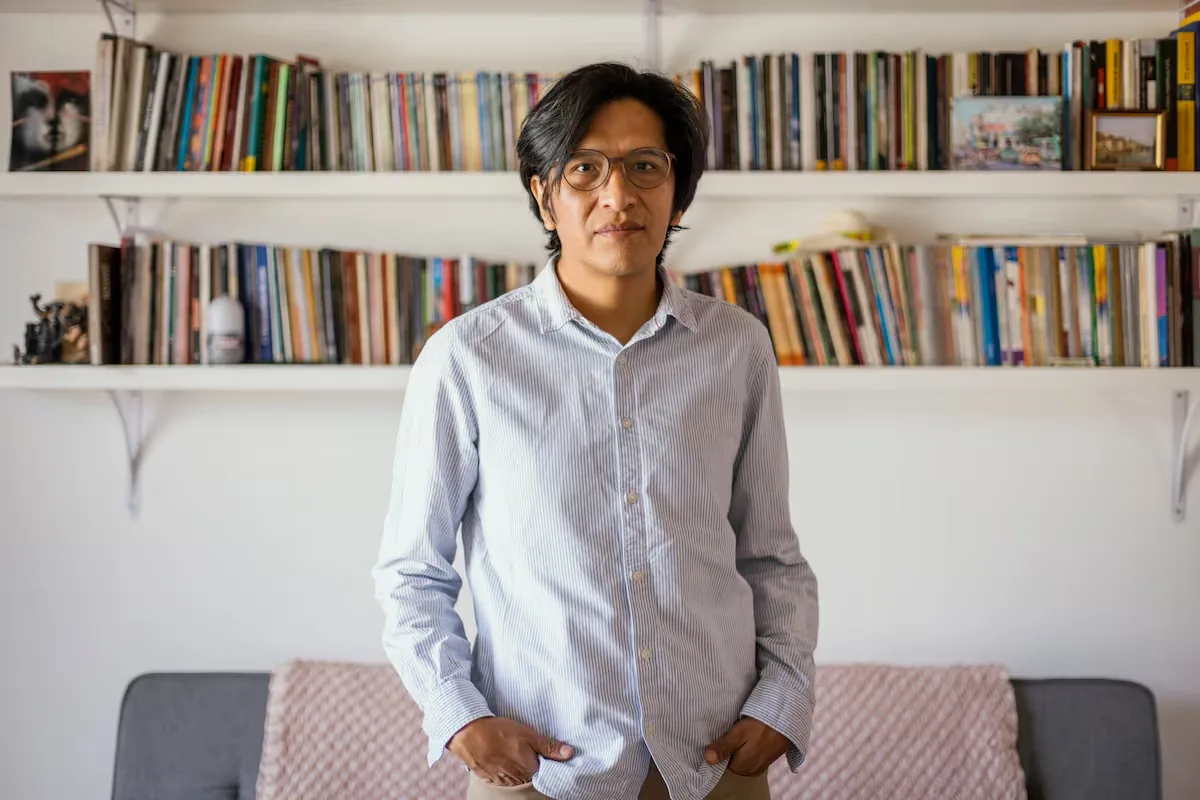 Agustín Guambo: the Ecuadorian Kichwa poet who traveled the universe in the warmth of an Andean mantle
