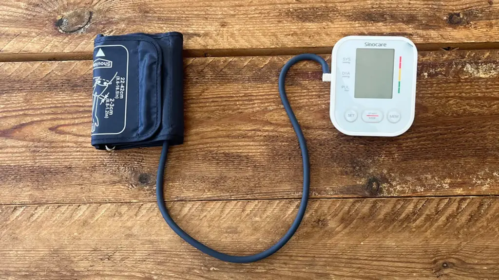 Despite its good quality, the Sinocare arm blood pressure monitor does not convey the same experience as other models.