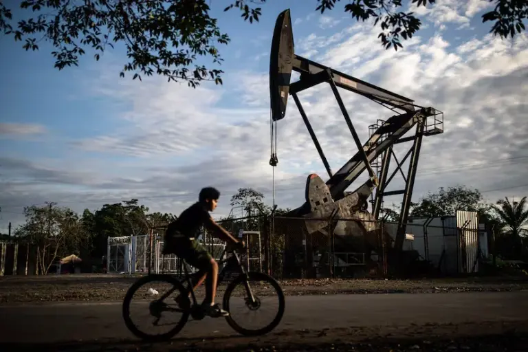 Between the jungle and the oil: the Amazonian municipality to which Colombia owes an energy transition