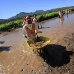 A ghost hospital and 12 years of abandonment: survivors of the toxic spill in the Sonora River demand help and reparation