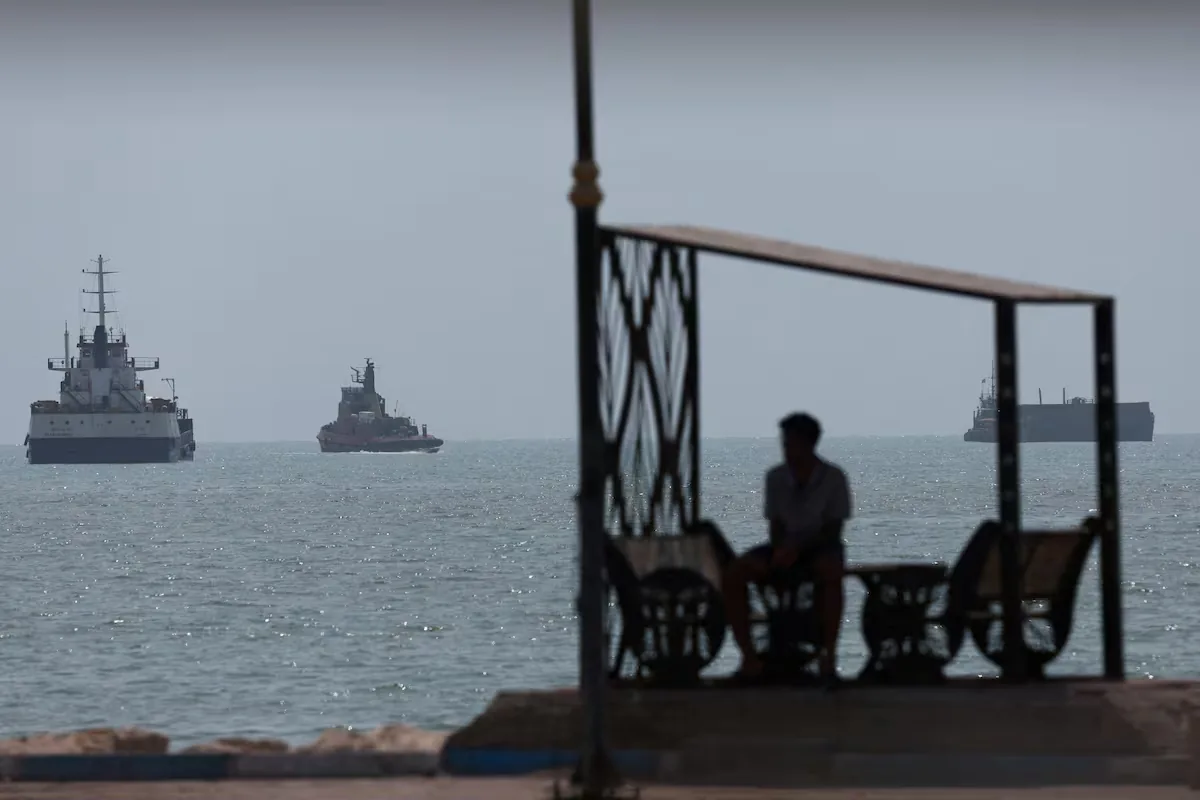 The first US attack on Iran since July causes several dead and injured