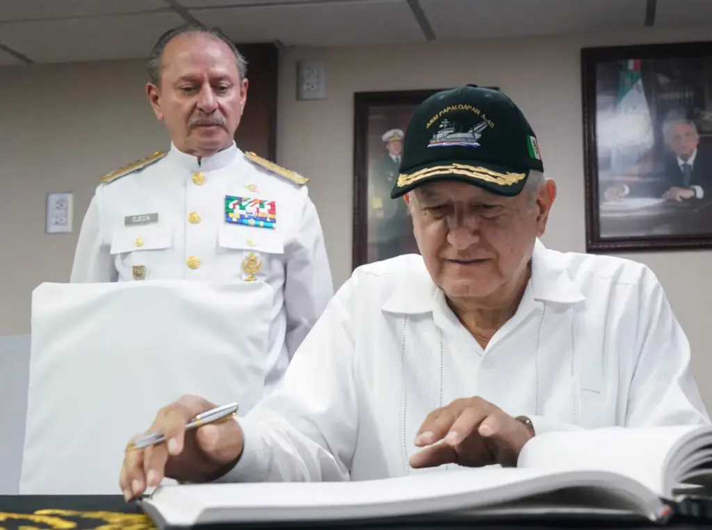 The return of Rocha Moya clouds the signals against impunity in the case of the Navy and fuel theft