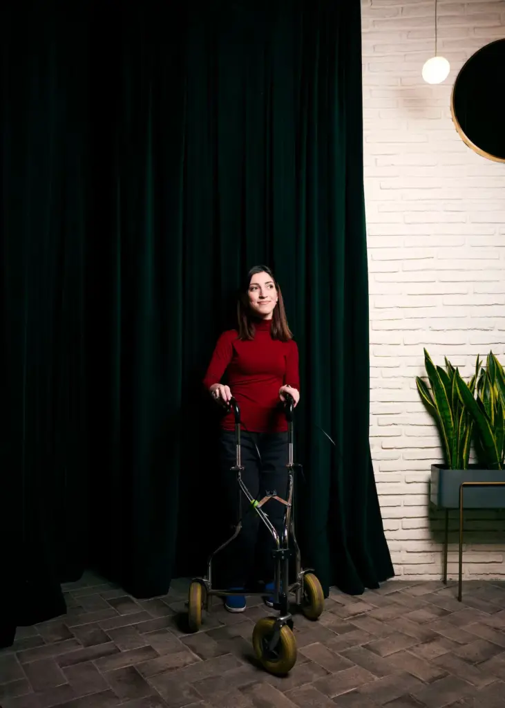 Victoria Bodean, the mother with cerebral palsy who shows the world how to overcome the barriers of a disability