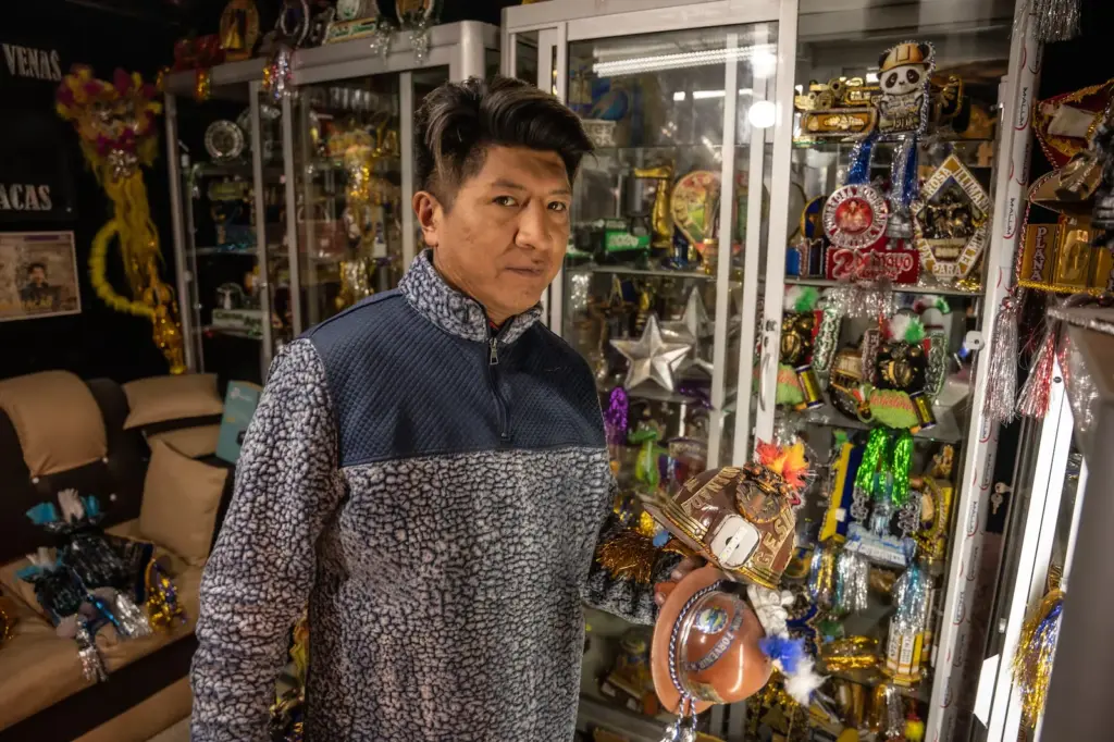 Iván Vargas: the artisan who creates the sound of the biggest party in La Paz