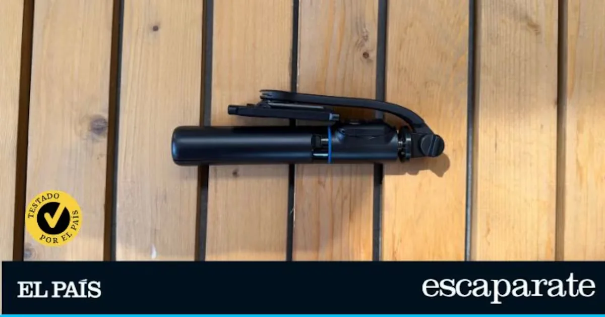 I have tested four ‘selfie’ sticks with tripods for the phone and I share my experience with you