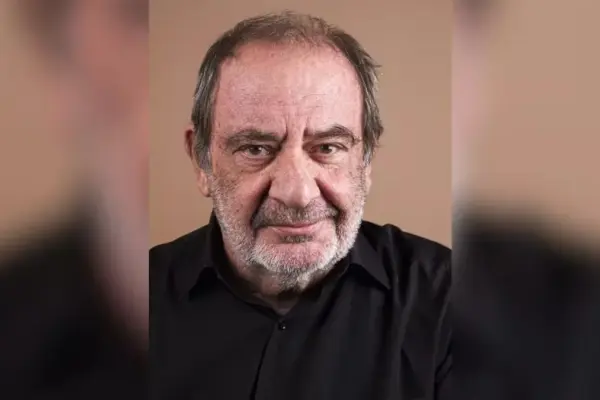 The irreducible Catalan actor, director, playwright, and poet Manel Dueso dies at 73 years old